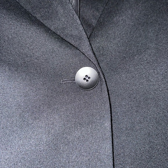 Talbots Classic Black Blazer Wool 3/4 Sleeve Single Button Pockets Lined Size 8L - Picture 3 of 8